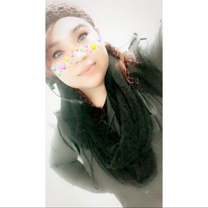 Meet your Posher, Jerlene